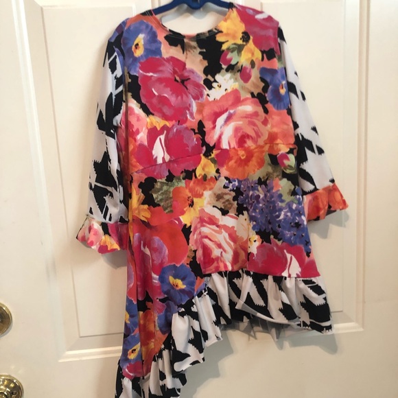 Other - For sale Size 8 girl ruffle shirt and skirt